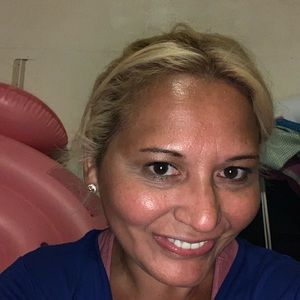 Meet your Posher, Abby